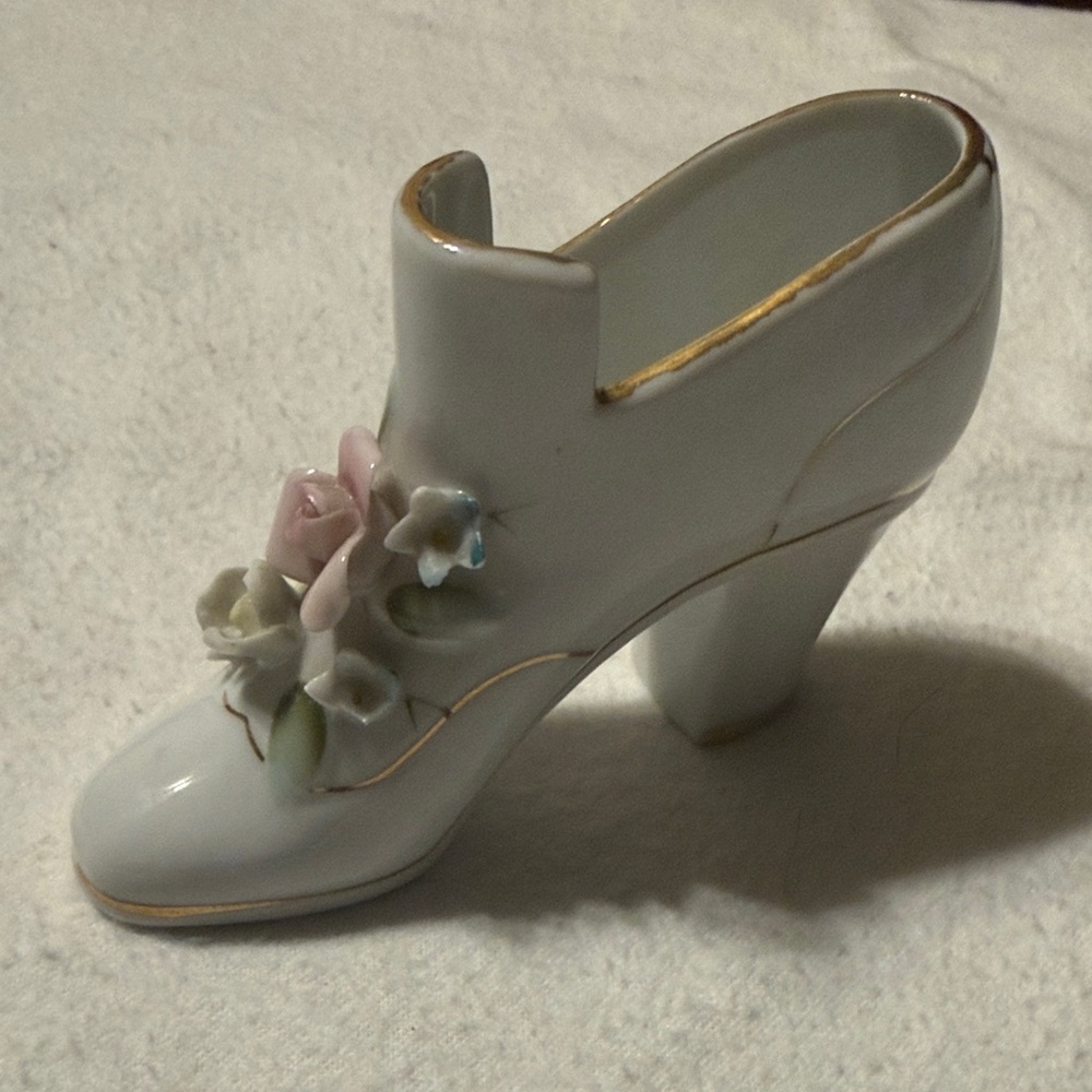 Elegant White Porcelain Decorative Shoe with Pastel Floral Accents